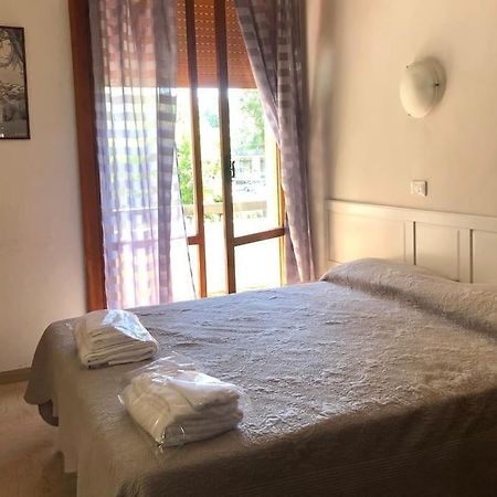 Hotel Sansovino Bed And Car Florenz Exterior foto