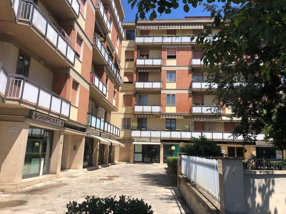 Hotel Sansovino Bed And Car Florenz Exterior foto
